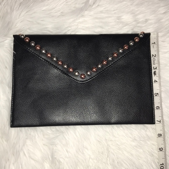 BB | Studded Clutch NWOT - Picture 6 of 8